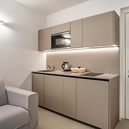 Midum Domus Apartment