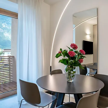 Apartment Midum Domus